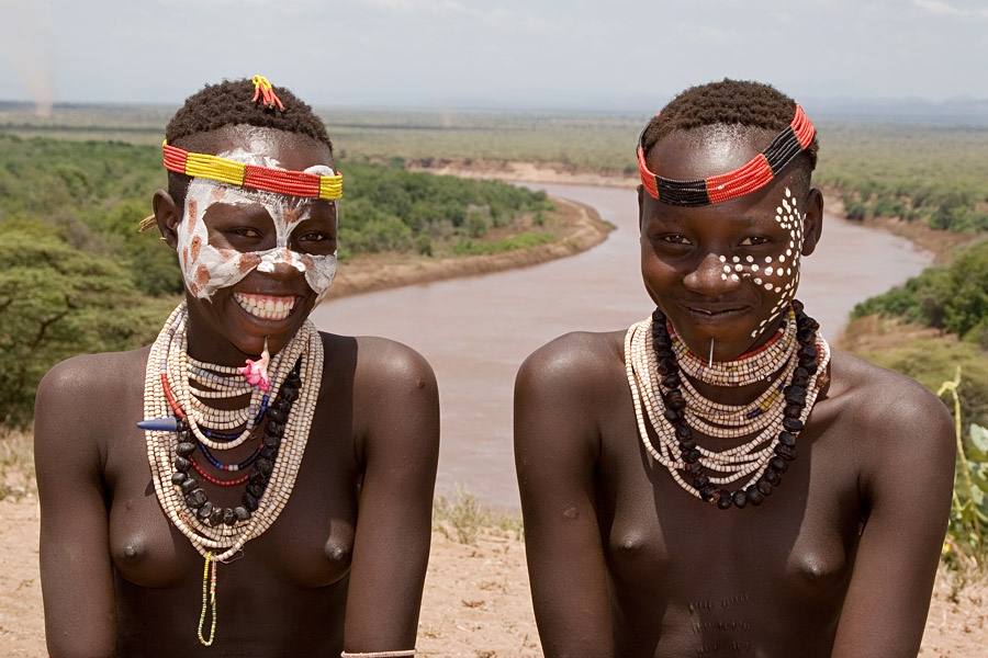 155   Karo girls at the Omo river